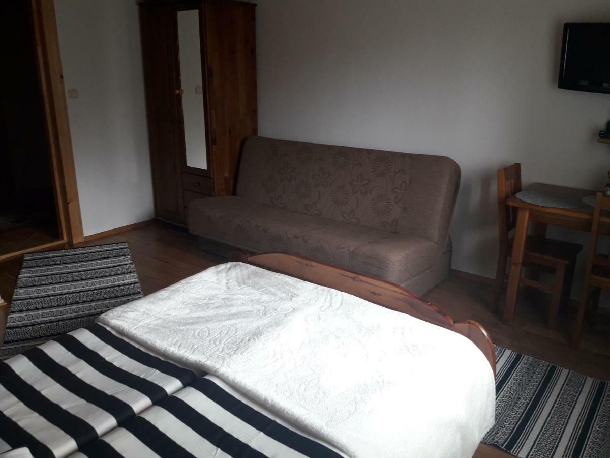 Mala Chatka Wetlina Bagian luar foto